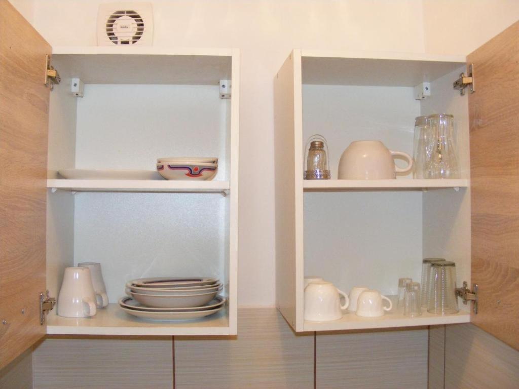 Fortuna Apartmanok Eger Buitenkant foto